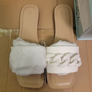 A new day women slides